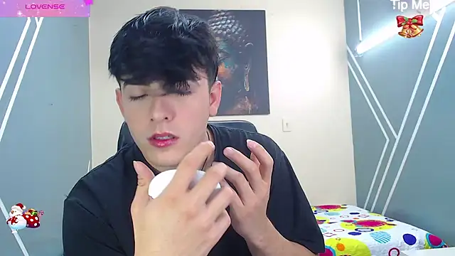 Snapshot of nolan_twink1 chatting on December 13, 2024, 6:38 pm nolan twink1 online show from December 13, 2024, 6:38 pm