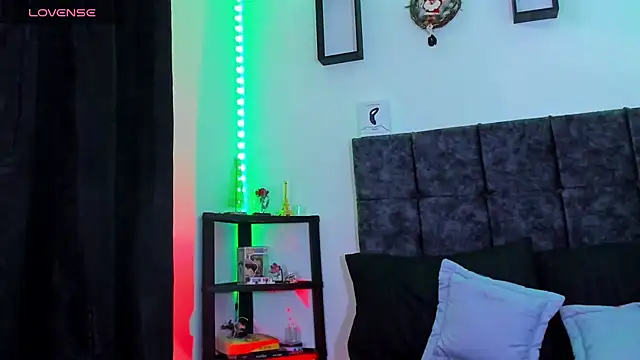 Snapshot of nolan_twink1 chatting on December 19, 2025, 6:15 pm nolan twink1 online show from December 19, 2025, 6:15 pm