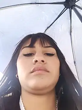 Snapshot of Nicky-7 chatting on March 5, 2025, 5:39 pm Nicky-7 online show from March 5, 2025, 5:39 pm