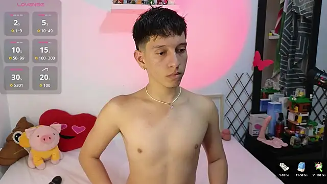 milky  boy  online show from November 14, 2025, 4:00 am