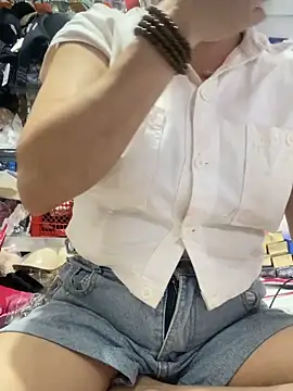 Cesywet online show from October 1, 2025, 4:51 am