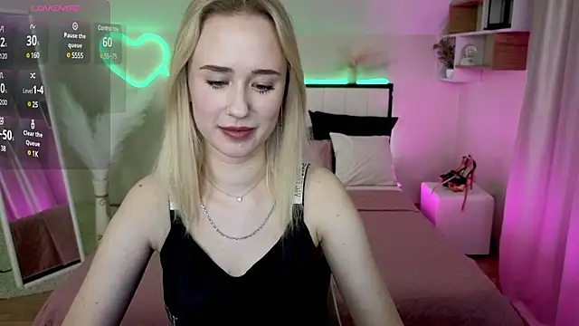 SashaBrooks online show from February 4, 2025, 10:02 pm