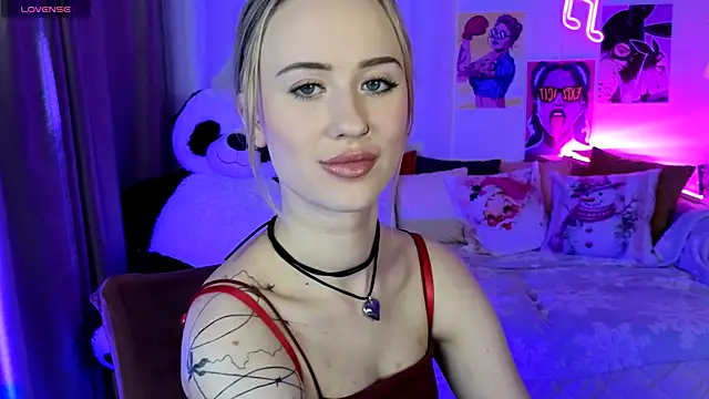 SashaBrooks online show from December 13, 2025, 7:53 pm