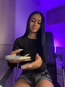 Snapshot of maddy_bronw_ chatting on January 12, 2025, 6:39 am maddy bronw online show from January 12, 2025, 6:39 am