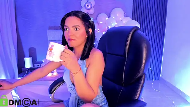 Cristal  adams online show from October 21, 2025, 12:28 pm