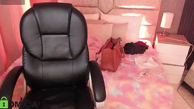 Snapshot of Cristal__adams chatting on February 20, 2026, 11:54 am Cristal adams online show from February 20, 2026, 11:54 am