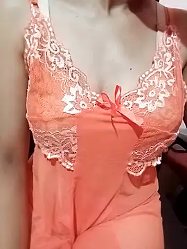 Snapshot of onisha chatting on November 3, 2025, 12:28 pm onisha online show from November 3, 2025, 12:28 pm