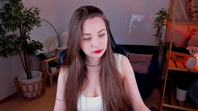 Snapshot of MoonLissa chatting on January 26, 2025, 6:38 am MoonLissa online show from January 26, 2025, 6:38 am