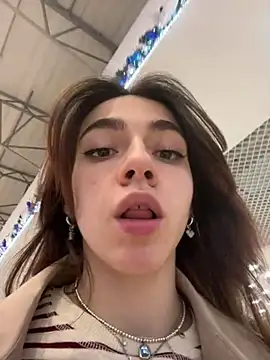 Lily  Belle online show from January 31, 2025, 3:11 pm