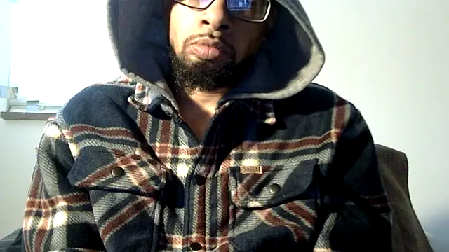 Snapshot of WhiskeyWood_DuhGOD chatting on January 6, 2026, 5:38 pm WhiskeyWood DuhGOD online show from January 6, 2026, 5:38 pm