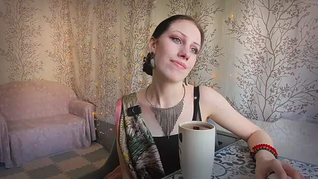 Mary0Lou online show from May 31, 2026, 8:10 am