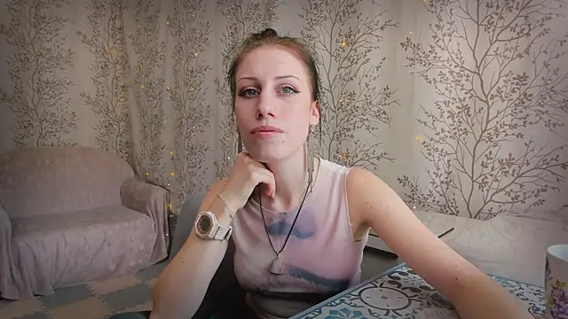 Mary0Lou online show from July 14, 2026, 4:28 am