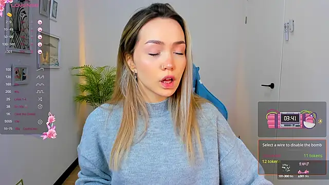 Evia r0se online show from December 19, 2024, 8:23 am