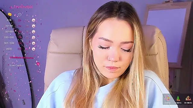 Evia r0se online show from January 14, 2025, 2:29 am