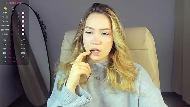 Evia r0se online show from January 18, 2025, 8:20 am