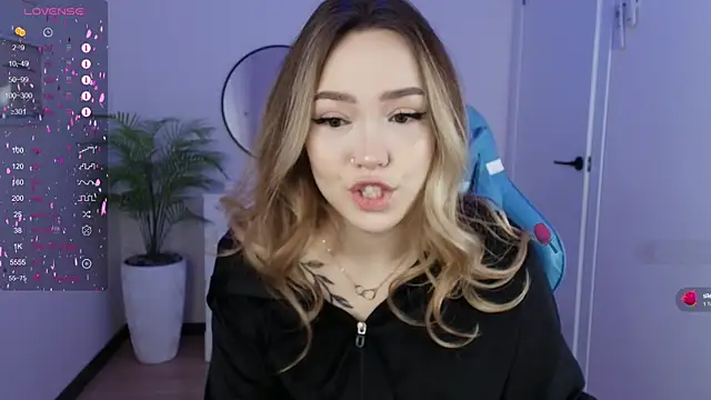 Evia r0se online show from January 28, 2025, 2:11 am