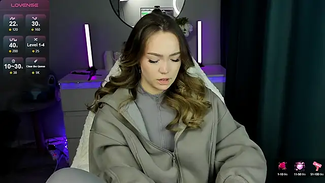 Evia r0se online show from September 9, 2025, 11:54 am