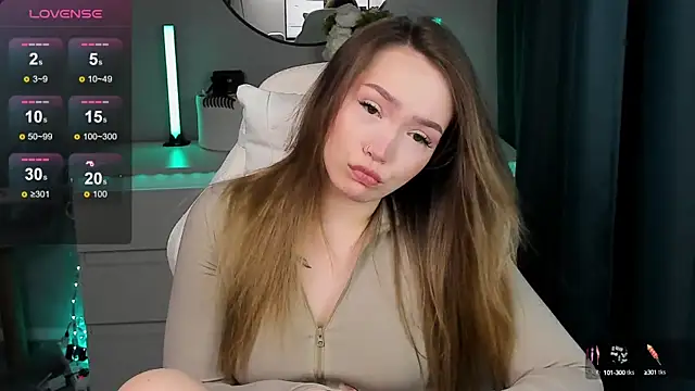 Evia r0se online show from September 18, 2025, 6:10 pm