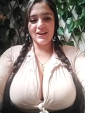 Snapshot of hanna-a chatting on December 5, 2024, 2:00 pm hanna-a online show from December 5, 2024, 2:00 pm