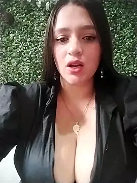 Snapshot of hanna-a chatting on February 14, 2025, 3:15 pm hanna-a online show from February 14, 2025, 3:15 pm