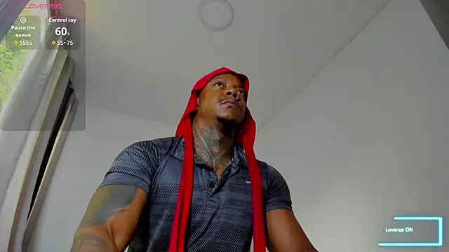 Snapshot of ronnie_7777 chatting on October 21, 2025, 12:17 pm ronnie 7777 online show from October 21, 2025, 12:17 pm