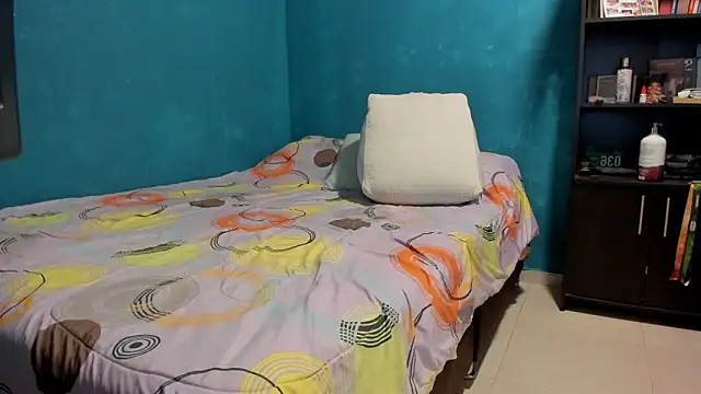 peanut tangerine online show from November 20, 2025, 11:04 pm