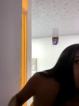 SOPHIACANDY19  online show from November 4, 2025, 10:31 pm