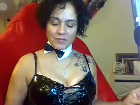 lachulalarubie online show from December 24, 2024, 1:49 am