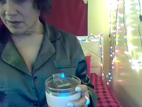 lachulalarubie online show from January 13, 2025, 1:02 am