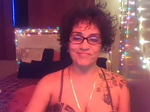 lachulalarubie online show from January 18, 2025, 1:18 pm