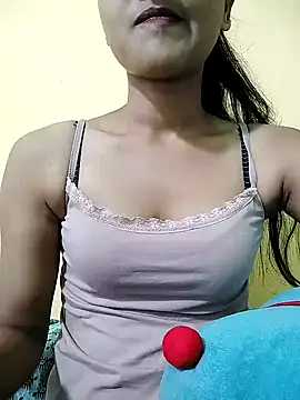 Snapshot of MISSQUEEN48 chatting on September 13, 2025, 6:13 am MISSQUEEN48 online show from September 13, 2025, 6:13 am