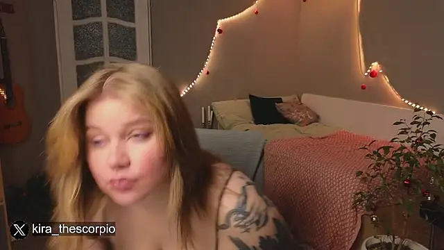 Kira Citro online show from January 5, 2026, 11:08 pm