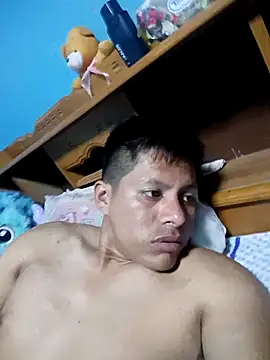 Snapshot of alexchir4 chatting on December 19, 2025, 11:12 pm alexchir4 online show from December 19, 2025, 11:12 pm