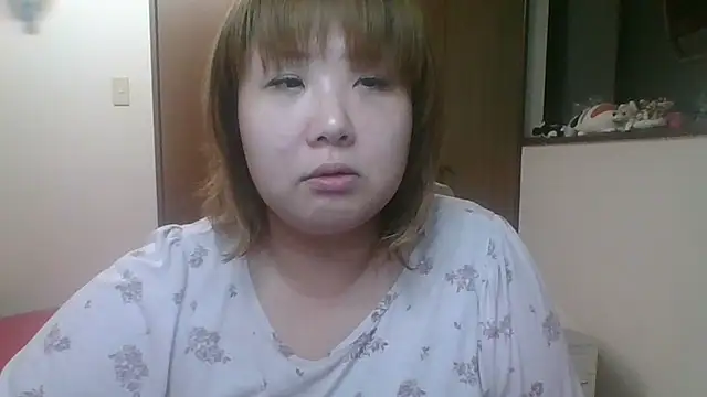 Snapshot of SAKU-RA-chan chatting on October 1, 2025, 2:34 pm SAKU-RA-chan online show from October 1, 2025, 2:34 pm