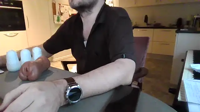 jensen38 online show from February 8, 2025, 8:20 am