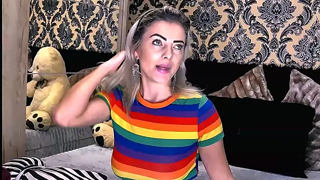 Aly girl1 online show from January 11, 2025, 9:26 am