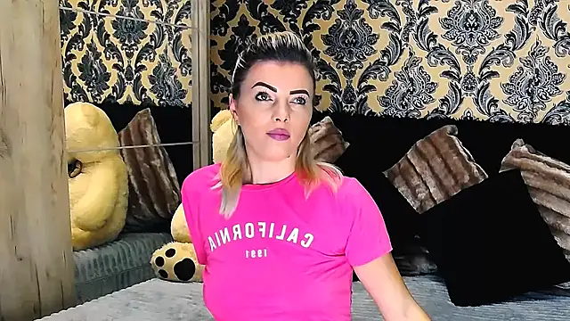 Aly girl1 online show from January 25, 2025, 9:47 am