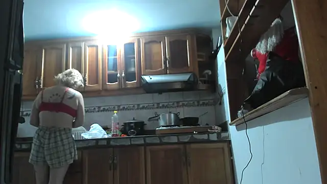 Snapshot of Jade_squirtt chatting on November 27, 2025, 10:17 am Jade squirtt online show from November 27, 2025, 10:17 am