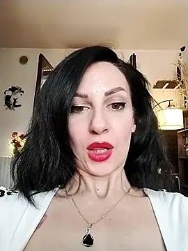 dahlia 82 online show from July 24, 2026, 11:08 am