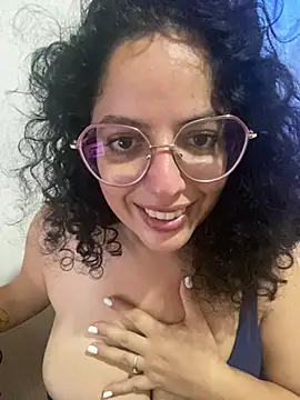 Snapshot of babyluna939 chatting on March 3, 2025, 10:52 pm babyluna939 online show from March 3, 2025, 10:52 pm