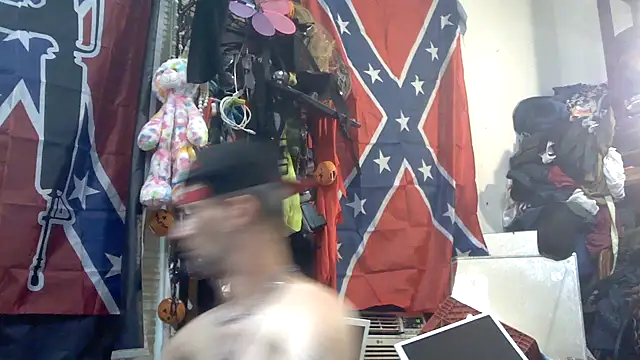 Snapshot of slinginbigD chatting on October 18, 2025, 7:03 pm slinginbigD online show from October 18, 2025, 7:03 pm