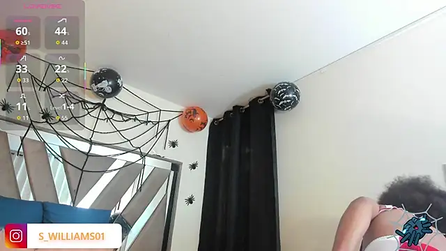 sara williams01 online show from November 1, 2025, 1:24 pm