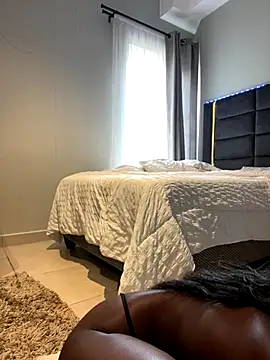 mmbaliii online show from October 12, 2025, 1:21 pm