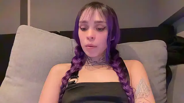 loletabb online show from October 9, 2025, 12:30 am