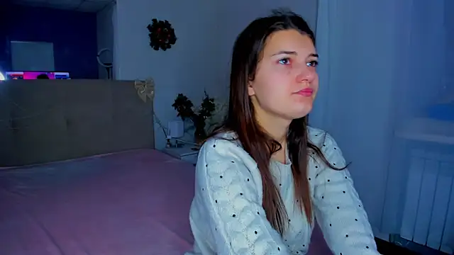 Laura Leee online show from January 11, 2026, 6:18 am