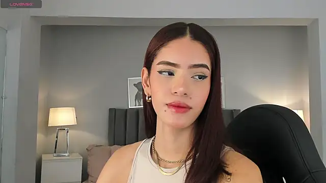 Madie  collins online show from March 4, 2025, 11:29 am