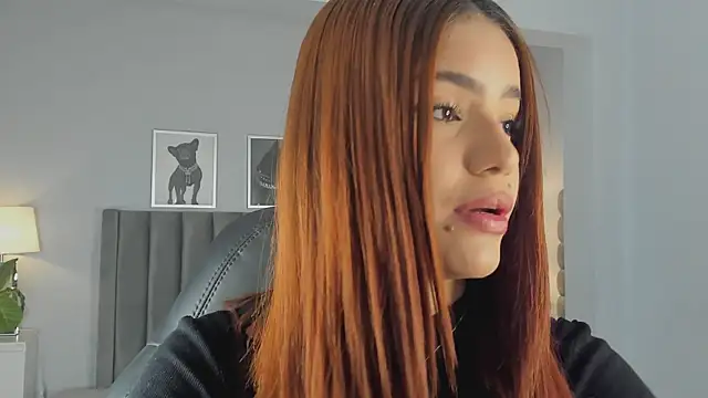 Madie  collins online show from November 21, 2025, 11:31 am