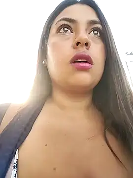 Snapshot of DULCE__26 chatting on January 28, 2025, 12:11 pm DULCE 26 online show from January 28, 2025, 12:11 pm