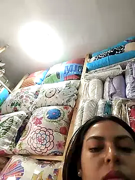 Snapshot of DULCE__26 chatting on February 7, 2025, 7:27 pm DULCE 26 online show from February 7, 2025, 7:27 pm