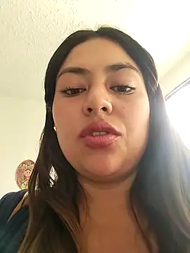 Snapshot of DULCE__26 chatting on February 27, 2025, 3:26 pm DULCE 26 online show from February 27, 2025, 3:26 pm